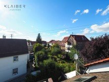 Aussicht DG Sch�nes Doppelhaus mit Kachelofen, Einbauk�che, Terrasse, TG mit Platz f�r 3 Autos !!!