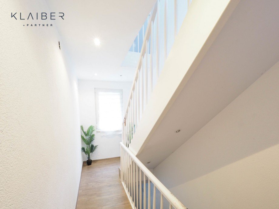 Treppe DG Zweifamilienhaus Ebersbach an der Fils
