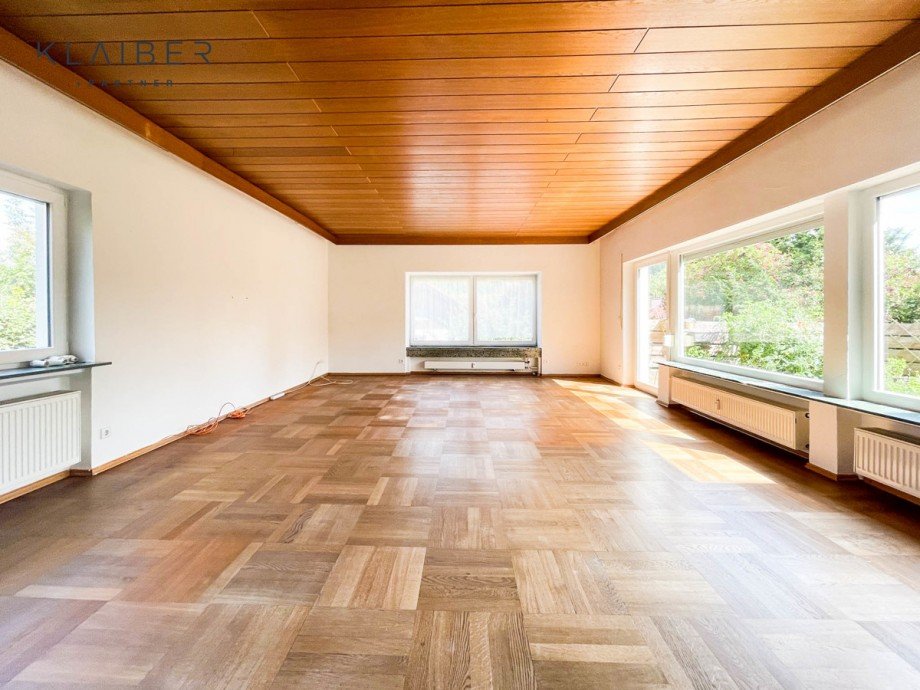 Wohnzimmer 50 m� Mehrfamilienhaus Gruibingen