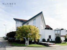  Extravagantes  Wohn- und Gesch�ftshaus,mit Show-Rooms 210 m� Wohnen und Arbeiten in ruhiger Lage.