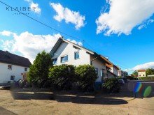 S�d Hausansicht Sch�nes Doppelhaus mit Kachelofen, Einbauk�che, Terrasse, TG mit Platz f�r 3 Autos !!!