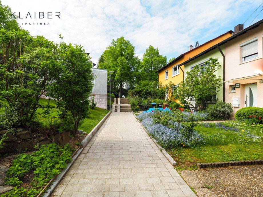 Fussweg Einfamilienhaus Esslingen-Zollberg