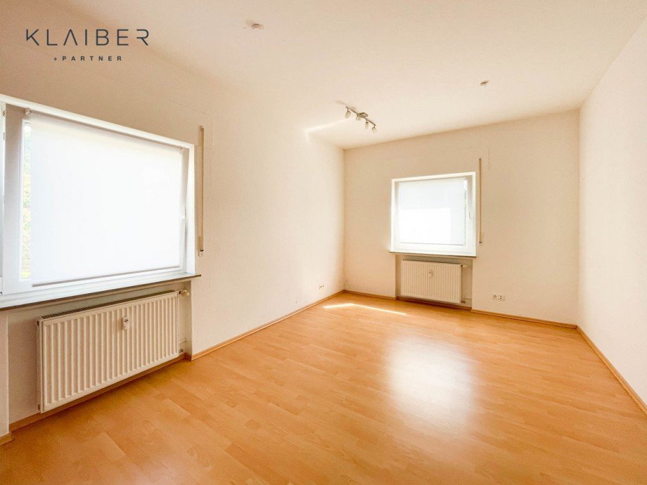 Schlafzimmer 1 Mehrfamilienhaus Gruibingen