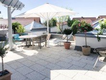  Extravagantes  Wohn- und Gesch�ftshaus,mit Show-Rooms 210 m� Wohnen und Arbeiten in ruhiger Lage.
