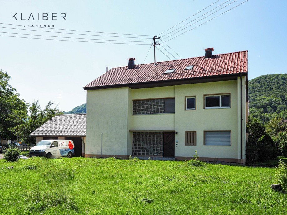 Hausansicht Etagenwohnung Kuchen
