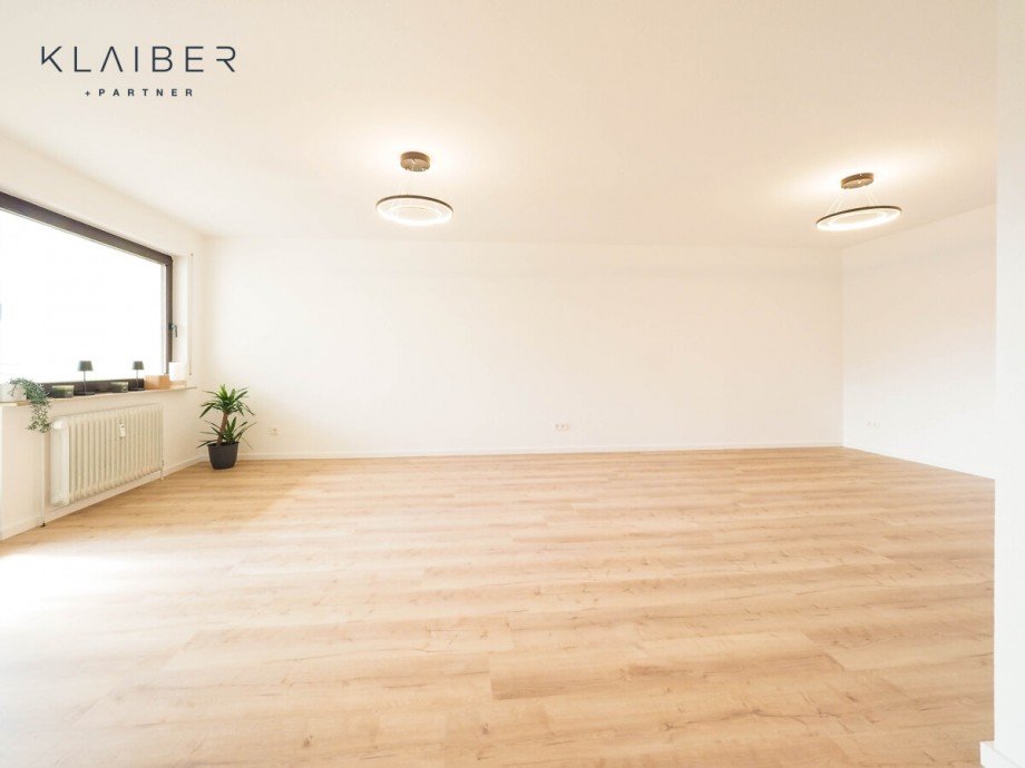 Wohnzimmer Etagenwohnung G�ppingen / Faurndau